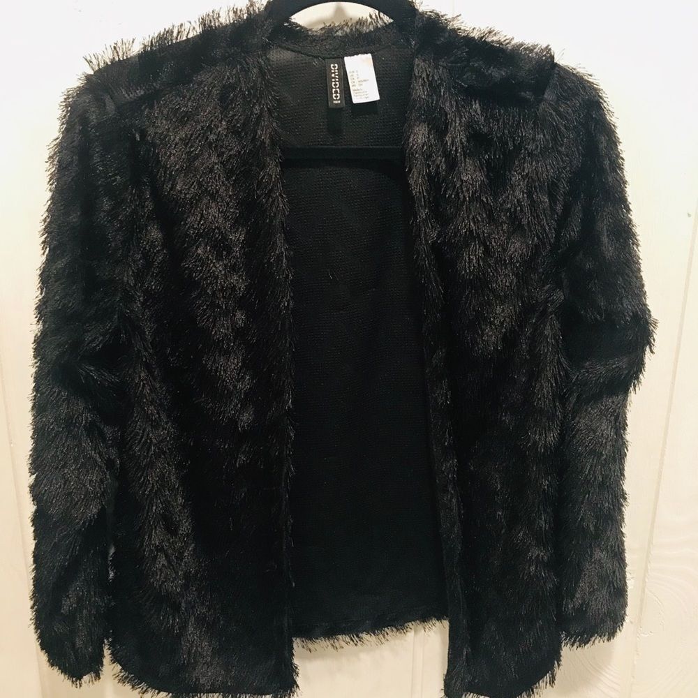 NWOT H&M fuzzy cardigan/blazer